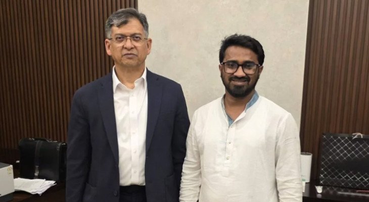 এক স্বরাষ্ট্রমন্ত্রীকে সামলাতে বিরোধীদলের ৯০ এমপি কান্নাকাটি করছেন: রাশেদ খাঁন